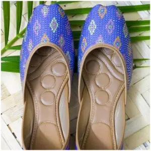 Traditional Footwear Jutti - Lilac - AmbarTaara Designs