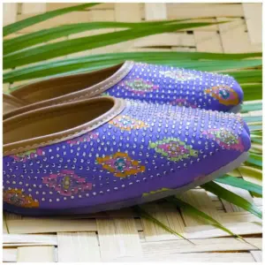 Traditional Footwear Jutti - Lilac - AmbarTaara Designs