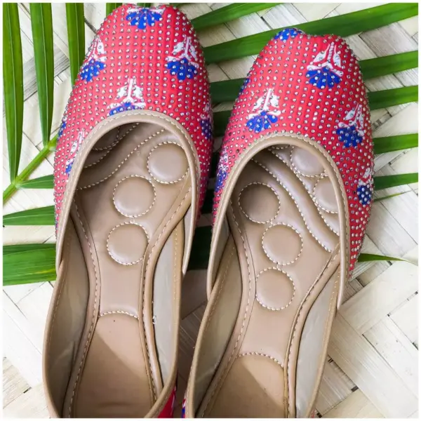 Traditional Footwear Jutti - Red - AmbarTaara Designs