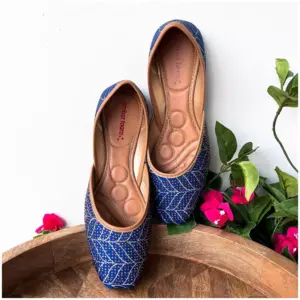 Traditional Footwear Jutti - Indigo Leaf - AmbarTaara Designs