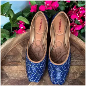 Traditional Footwear Jutti - Indigo Leaf - AmbarTaara Designs