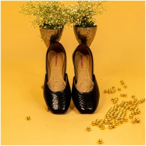 Traditional Footwear Jutti - Black Textured - AmbarTaara Designs