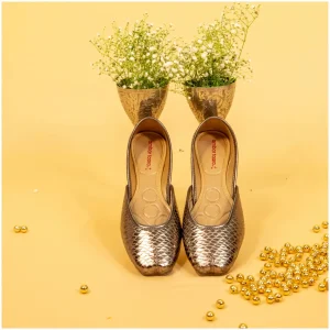 Traditional Footwear Jutti - Gunmetal Textured