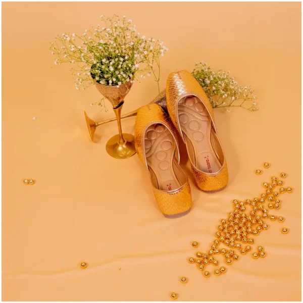 Traditional Footwear Jutti - Rose Gold Textured