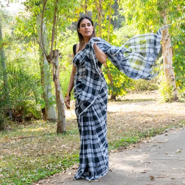 Black White Checks Mul Cotton Gamcha Saree - AmbarTaara Designs
